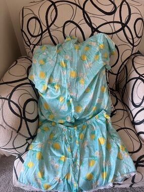 Woman’s Aqua Lemon Print 2 Piece pajama set